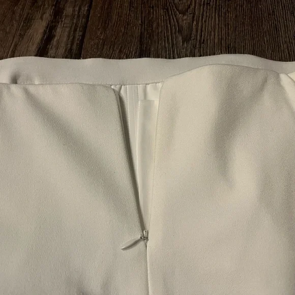 Tuckernuck White Strapless Blouse - Picture 4 of 7